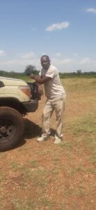YOUR SAFARI DRIVER GUIDE IN KENYA